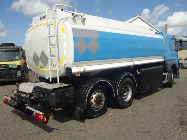 Mercedes-Benz ATEGO 2533 6X2 18500 LITER,MANUAL GEARBOX,ARCO - Камион цистерна: снимка 3 Mercedes-Benz ATEGO 2533 6X2 18500 LITER,MANUAL GEARBOX,ARCO - Камион цистерна: снимка 3