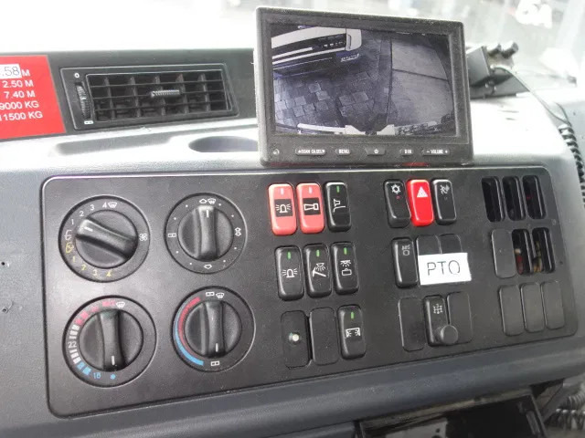 Пожарна кола Mercedes-Benz Actros 1831 4X4 ZIEGLER BOMBEROS POMP,2500 L TANK: снимка 9 Пожарна кола Mercedes-Benz Actros 1831 4X4 ZIEGLER BOMBEROS POMP,2500 L TANK: снимка 9