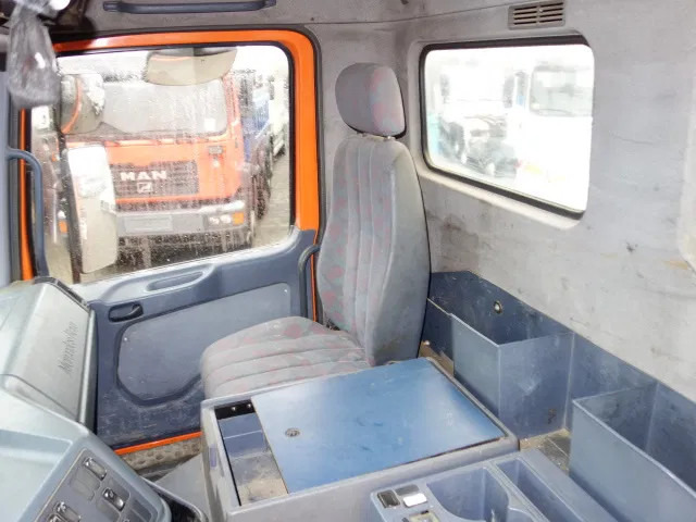 Шаси кабина Mercedes-Benz Actros 3235 8x4 steelsprings,manual gearbox: снимка 7 Шаси кабина Mercedes-Benz Actros 3235 8x4 steelsprings,manual gearbox: снимка 7