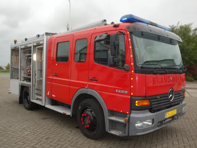 Mercedes-Benz Atego 1325 godiva pump bomberos - Пожарна кола: снимка 3 Mercedes-Benz Atego 1325 godiva pump bomberos - Пожарна кола: снимка 3