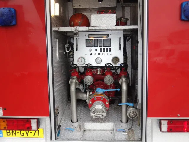 Mercedes-Benz Atego 1325 godiva pump bomberos - Пожарна кола: снимка 2 Mercedes-Benz Atego 1325 godiva pump bomberos - Пожарна кола: снимка 2