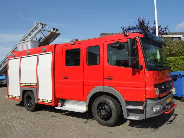 Mercedes-Benz Atego 1326 FIRE TRUCK - Пожарна кола: снимка 5 Mercedes-Benz Atego 1326 FIRE TRUCK - Пожарна кола: снимка 5