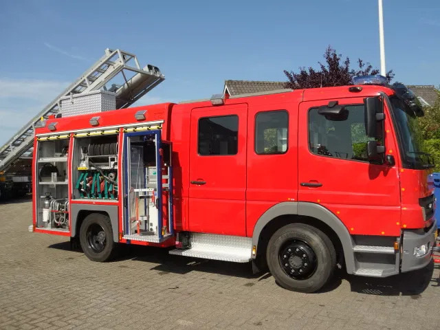 Mercedes-Benz Atego 1326 FIRE TRUCK - Пожарна кола: снимка 2 Mercedes-Benz Atego 1326 FIRE TRUCK - Пожарна кола: снимка 2