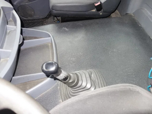 Mercedes-Benz Axor 3243 8X4 - Самосвал камион: снимка 5 Mercedes-Benz Axor 3243 8X4 - Самосвал камион: снимка 5