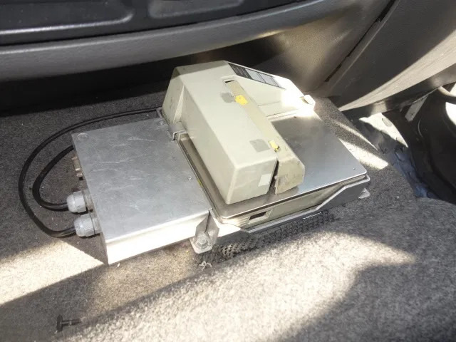 Камион цистерна Volvo FL 240 220PK 12000 LITER STEELSPRINGS: снимка 10 Камион цистерна Volvo FL 240 220PK 12000 LITER STEELSPRINGS: снимка 10