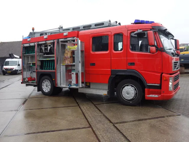 Volvo FM 10 330 pk 2000 LITER WATER TANK KRONEBURGPUMP - Пожарна кола: снимка 1 Volvo FM 10 330 pk 2000 LITER WATER TANK KRONEBURGPUMP - Пожарна кола: снимка 1
