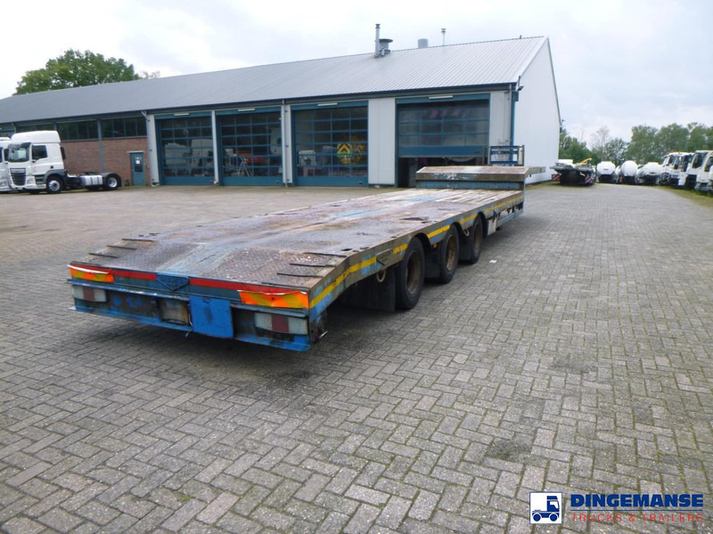 Broshuis 3-axle semi-lowbed trailer 45 t / extendable - Нискорамна площадка полуремарке: снимка 4 Broshuis 3-axle semi-lowbed trailer 45 t / extendable - Нискорамна площадка полуремарке: снимка 4