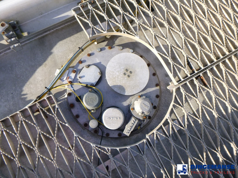 Полуремарке цистерна Crane Fruehauf Fuel tank alu 40.4 m3 / 6 comp: снимка 16