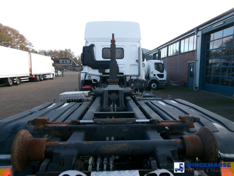 Лизинг на DAF CF 460 6x2 Euro 6 Hyva container hook 20 t DAF CF 460 6x2 Euro 6 Hyva container hook 20 t: снимка 9 Лизинг на DAF CF 460 6x2 Euro 6 Hyva container hook 20 t DAF CF 460 6x2 Euro 6 Hyva container hook 20 t: снимка 9