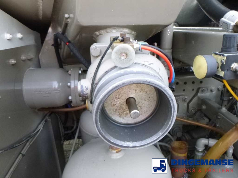 Камион цистерна DAF CF 85.360 6X2 fuel tank alu 22 m3 / 4 comp + pump: снимка 15