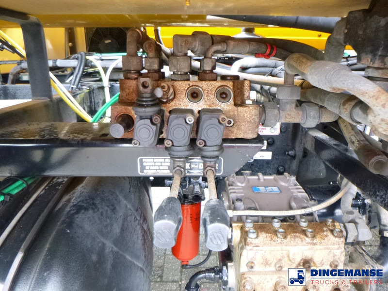 Каналопочистваща машина DAF LF 220 4x2 RHD Whale vacuum tank: снимка 20