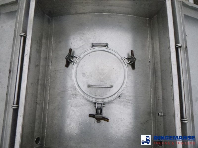 Лизинг на Dijkstra Chemical tank inox L4BH 37.5 m3 / 1 comp Dijkstra Chemical tank inox L4BH 37.5 m3 / 1 comp: снимка 19