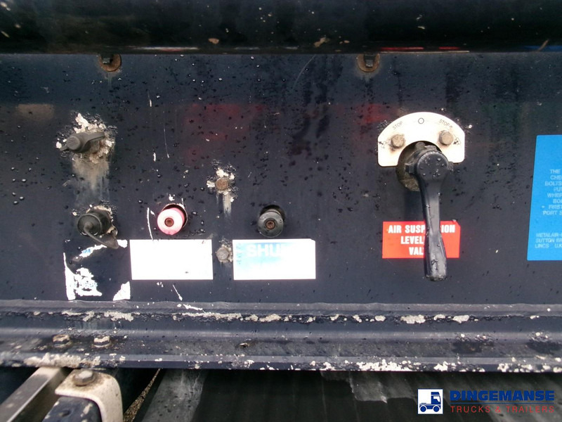 Лизинг на Feldbinder Powder tank alu 38 m3 (tipping) Feldbinder Powder tank alu 38 m3 (tipping): снимка 16