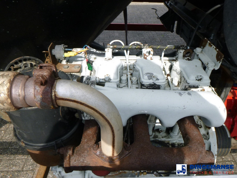Полуремарке цистерна Feldbinder Powder tank alu 40 m3 / 1 comp + compressor: снимка 19