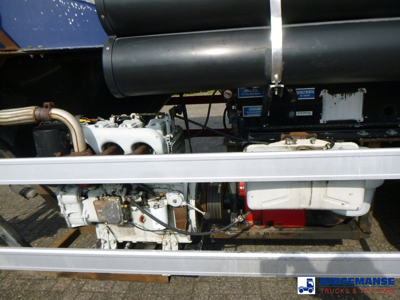 Полуремарке цистерна Feldbinder Powder tank alu 40 m3 / 1 comp + compressor: снимка 18