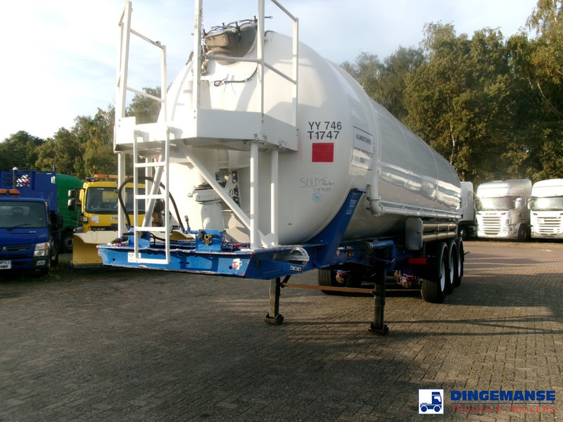 Feldbinder Powder tank alu 41 m3 (tipping) - Полуремарке цистерна: снимка 1 Feldbinder Powder tank alu 41 m3 (tipping) - Полуремарке цистерна: снимка 1