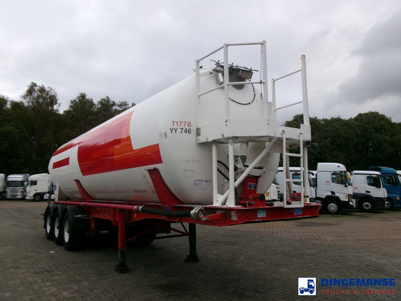 Feldbinder Powder tank alu 41 m3 (tipping) - Полуремарке цистерна: снимка 2 Feldbinder Powder tank alu 41 m3 (tipping) - Полуремарке цистерна: снимка 2
