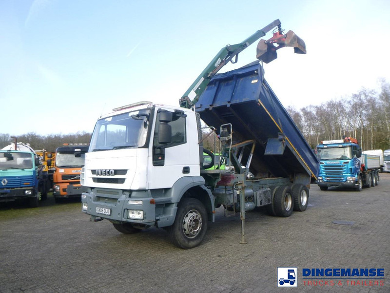 Iveco AD260T33 6X4 RHD tipper + HMF crane - Камион с кран: снимка 1 Iveco AD260T33 6X4 RHD tipper + HMF crane - Камион с кран: снимка 1