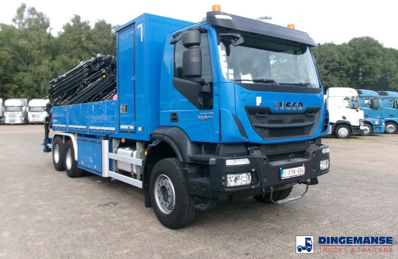 Iveco AD260T33 EEV 6X4 + Hiab 377 E5 Hipro Jib 70 X-4 - Камион с кран: снимка 2 Iveco AD260T33 EEV 6X4 + Hiab 377 E5 Hipro Jib 70 X-4 - Камион с кран: снимка 2