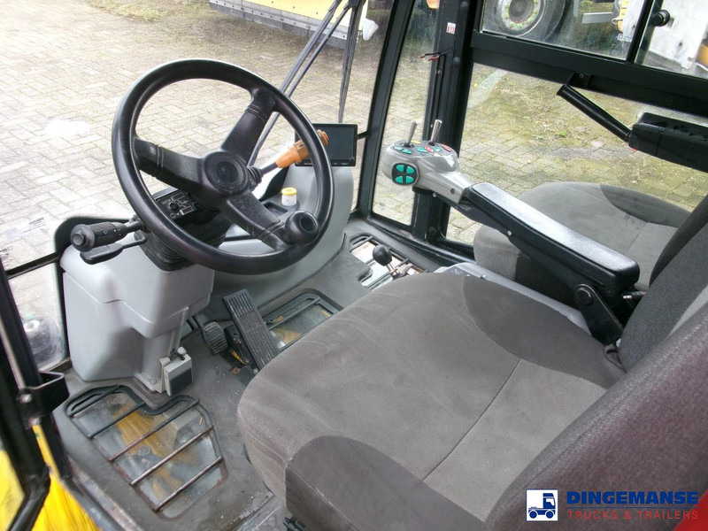 Johnston C202 compact street sweeper - Мотометачна машина: снимка 5 Johnston C202 compact street sweeper - Мотометачна машина: снимка 5