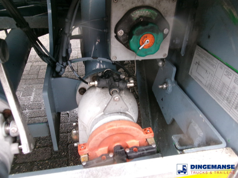 Полуремарке цистерна LAG Fuel tank alu 44.5 m3 / 6 comp + pump: снимка 12