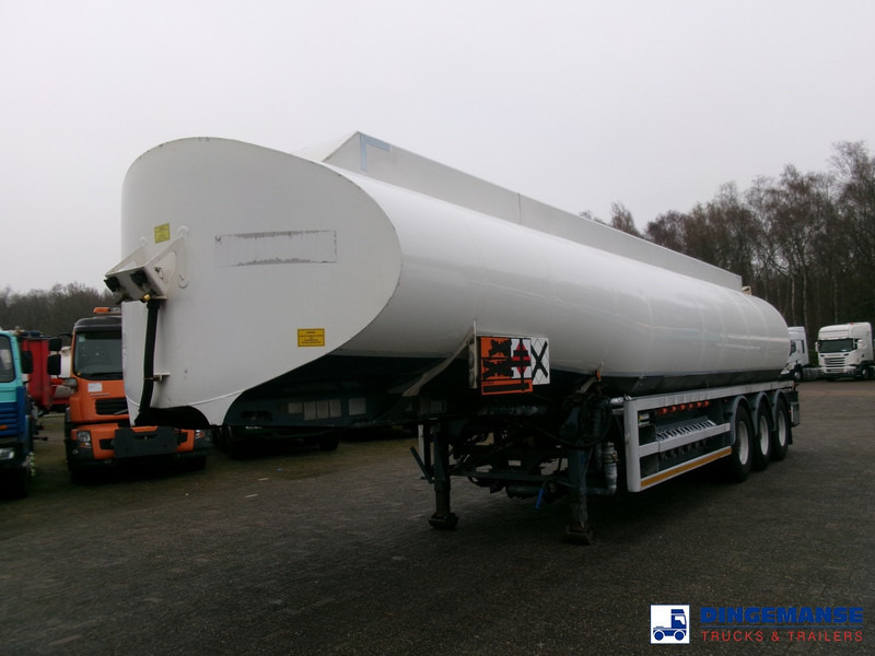 Lakeland Fuel tank alu 42.8 m3 / 6 comp + pump - Полуремарке цистерна: снимка 1 Lakeland Fuel tank alu 42.8 m3 / 6 comp + pump - Полуремарке цистерна: снимка 1