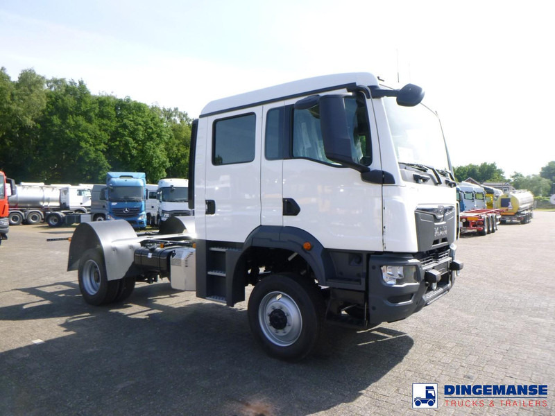 MAN TGM 13.320 4X4 BL chassis / new/unused - Шаси кабина: снимка 2 MAN TGM 13.320 4X4 BL chassis / new/unused - Шаси кабина: снимка 2