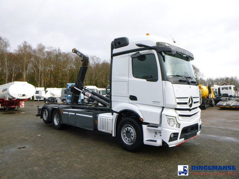 Mercedes-Benz Actros 2843 6x2 Hyva container hook 20t - Мултилифт с кука камион: снимка 2 Mercedes-Benz Actros 2843 6x2 Hyva container hook 20t - Мултилифт с кука камион: снимка 2