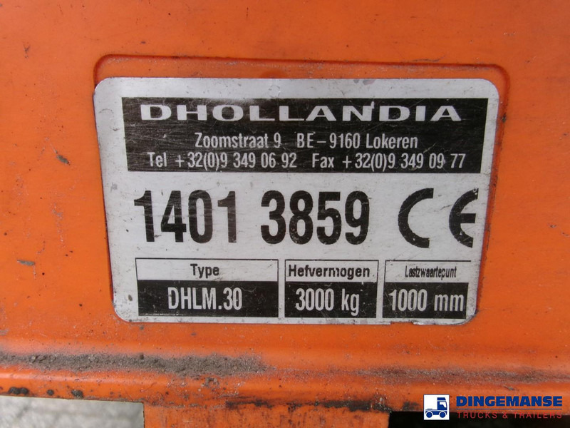 Камион с брезент Mercedes-Benz Antos 2533L 6x2 Euro 6 curtain sider: снимка 18 Камион с брезент Mercedes-Benz Antos 2533L 6x2 Euro 6 curtain sider: снимка 18