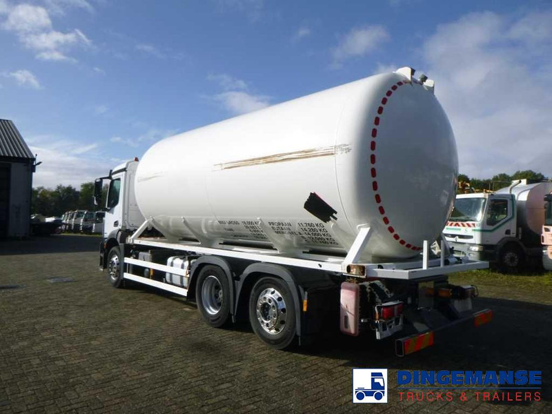 Mercedes-Benz Antos 2635 6x2 gas tank 28 m3 - Камион цистерна: снимка 3 Mercedes-Benz Antos 2635 6x2 gas tank 28 m3 - Камион цистерна: снимка 3