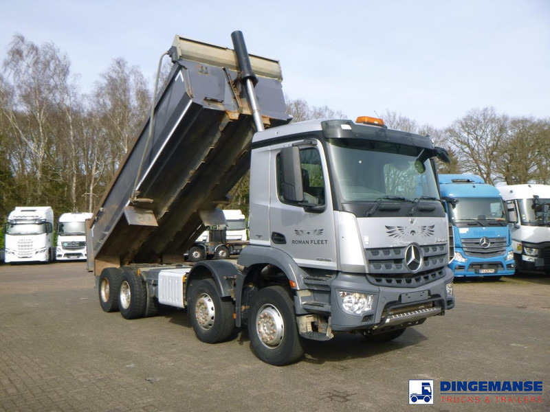 Mercedes-Benz Arocs 3246 8x4 RHD tipper - Самосвал камион: снимка 2 Mercedes-Benz Arocs 3246 8x4 RHD tipper - Самосвал камион: снимка 2