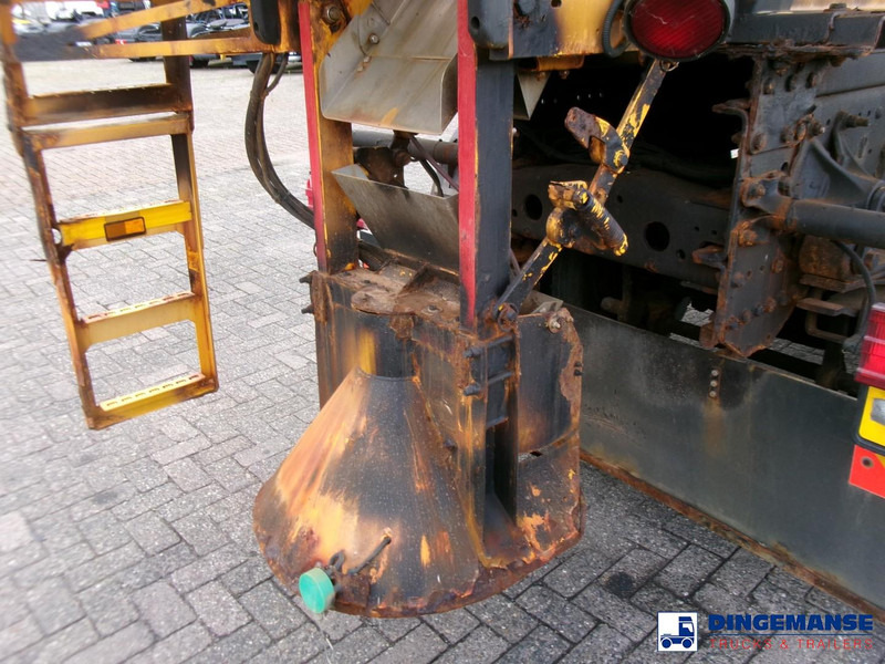 Mercedes-Benz Axor 1824 4x4 RHD salt spreader / gritter - Снегорин: снимка 5 Mercedes-Benz Axor 1824 4x4 RHD salt spreader / gritter - Снегорин: снимка 5