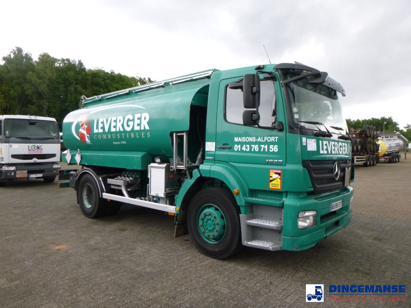 Mercedes-Benz Axor 1829 4x2 heavy oil tank 14.4 m3 / 4 comp - Камион цистерна: снимка 2 Mercedes-Benz Axor 1829 4x2 heavy oil tank 14.4 m3 / 4 comp - Камион цистерна: снимка 2