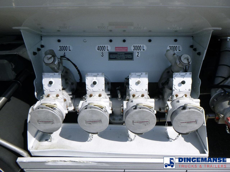 Renault Premium 280 dxi 4x2 fuel tank 13.6 m3 / 4 comp - Камион цистерна: снимка 5 Renault Premium 280 dxi 4x2 fuel tank 13.6 m3 / 4 comp - Камион цистерна: снимка 5