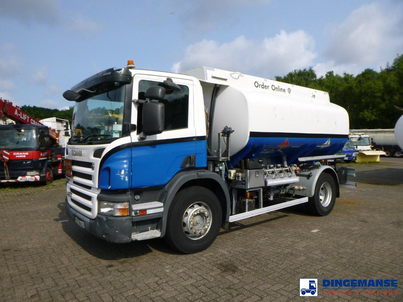 Scania P 230 DB 4x2 RHD fuel tank 12.4 m3 / 4 comp - Камион цистерна: снимка 1 Scania P 230 DB 4x2 RHD fuel tank 12.4 m3 / 4 comp - Камион цистерна: снимка 1