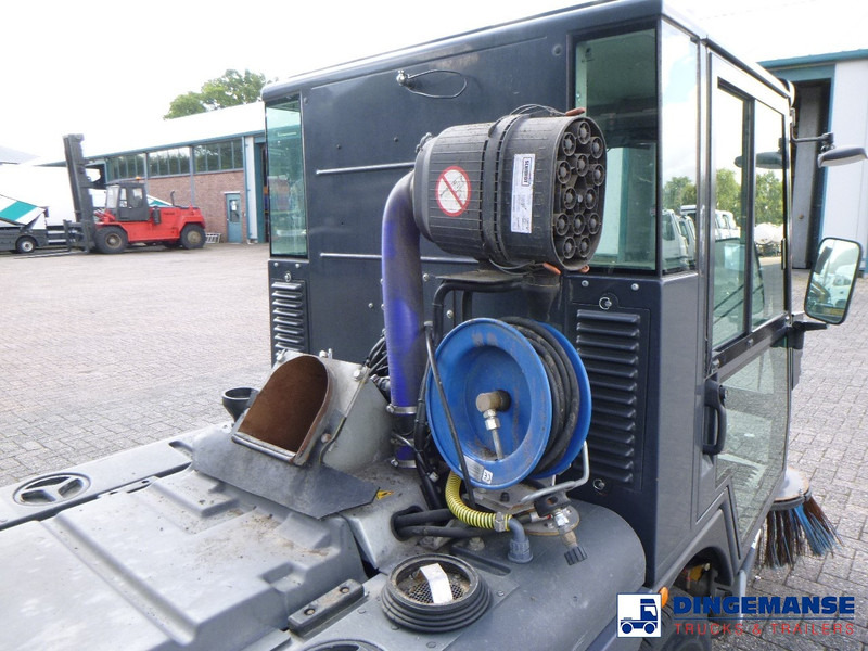 Мотометачна машина Schmidt Compact 200 street sweeper: снимка 10
