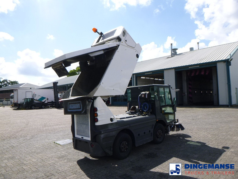 Мотометачна машина Schmidt Compact 200 street sweeper: снимка 7