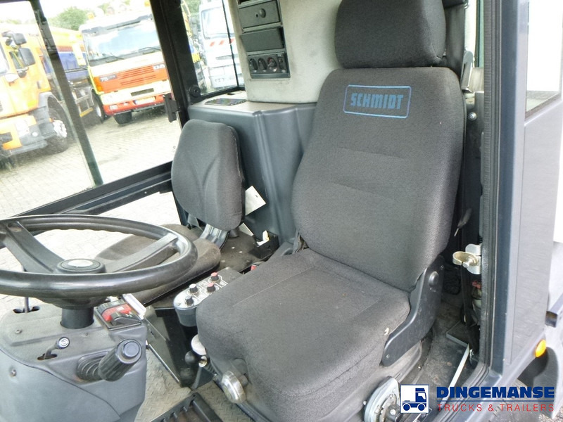 Мотометачна машина Schmidt Compact 200 street sweeper: снимка 16