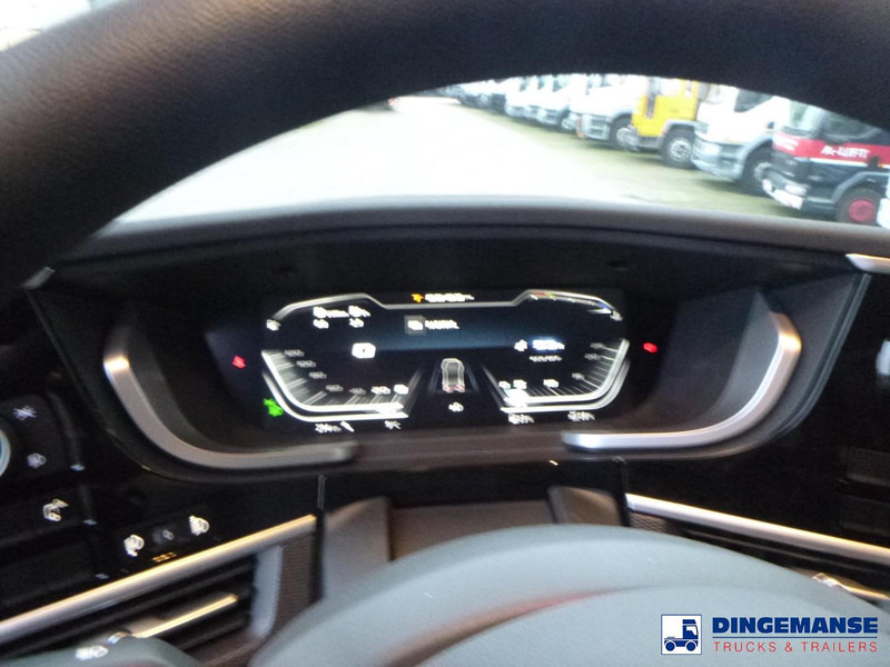 Нови Влекач DAF XF 530 6X2 Euro 6 new/unused: снимка 10