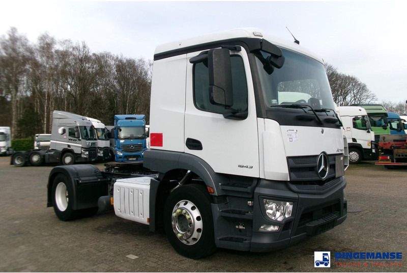 Mercedes-Benz Actros 1843 4x2 Euro 6 / ADR + PTO - Влекач: снимка 2 Mercedes-Benz Actros 1843 4x2 Euro 6 / ADR + PTO - Влекач: снимка 2