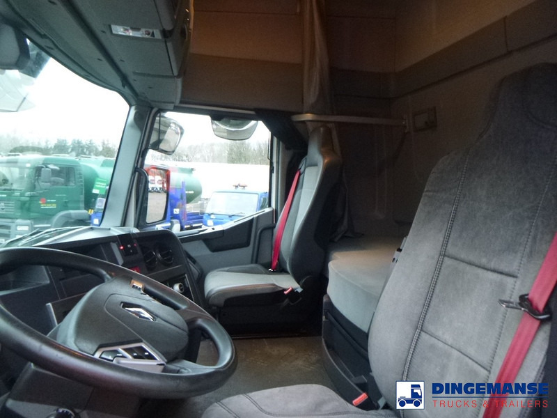 Interior photo 1: Влекач Renault T 460 4x2 Euro 6 + ADR