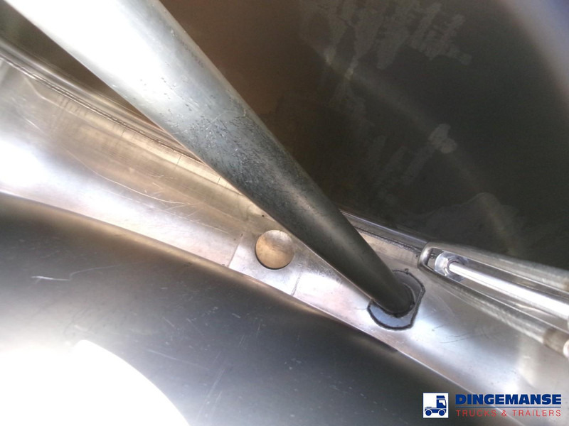 Камион цистерна Volvo FE 260 4x2 dxi fuel tank 13.3 m3 / 4 comp / ADR 21-06-2024: снимка 19 Камион цистерна Volvo FE 260 4x2 dxi fuel tank 13.3 m3 / 4 comp / ADR 21-06-2024: снимка 19