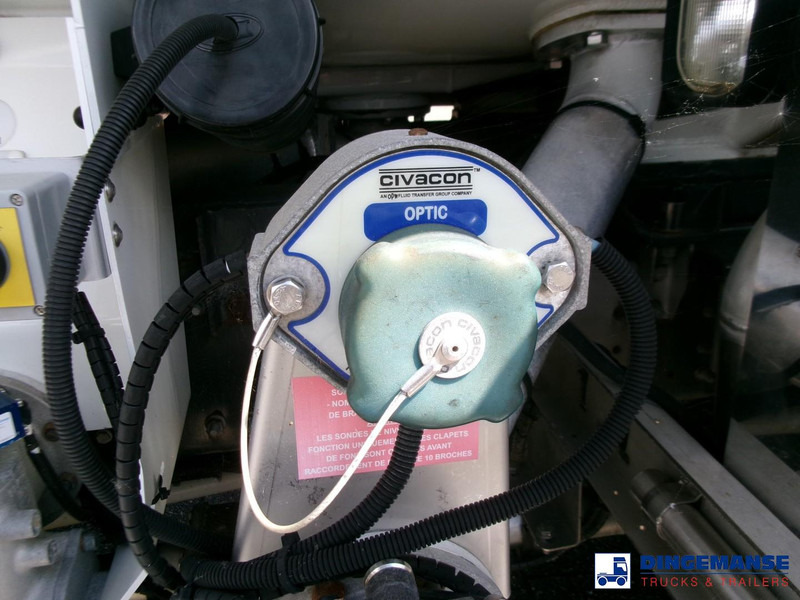 Камион цистерна Volvo FE 260 4x2 dxi fuel tank 13.3 m3 / 4 comp / ADR 21-06-2024: снимка 14 Камион цистерна Volvo FE 260 4x2 dxi fuel tank 13.3 m3 / 4 comp / ADR 21-06-2024: снимка 14