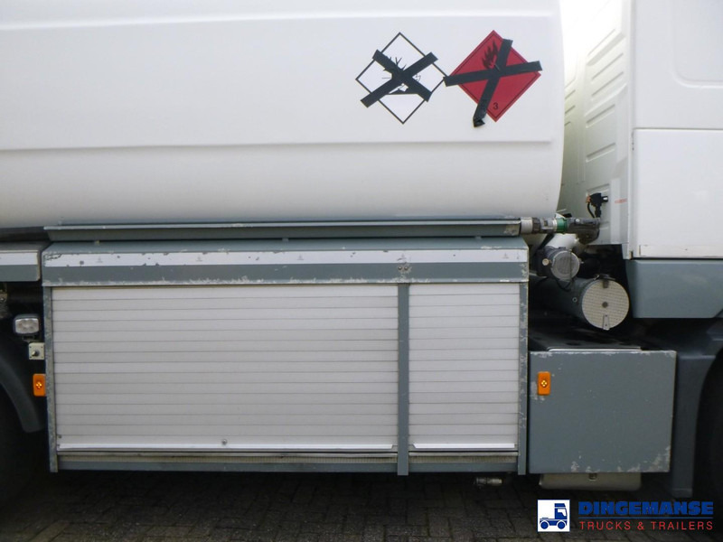 Volvo FH 460 6x2 fuel tank 23.6 m3 / 4 comp - Камион цистерна: снимка 5 Volvo FH 460 6x2 fuel tank 23.6 m3 / 4 comp - Камион цистерна: снимка 5
