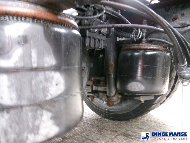 Камион цистерна Volvo FL 240 4x2 RHD fuel tank 13 m3 / 4 comp: снимка 6