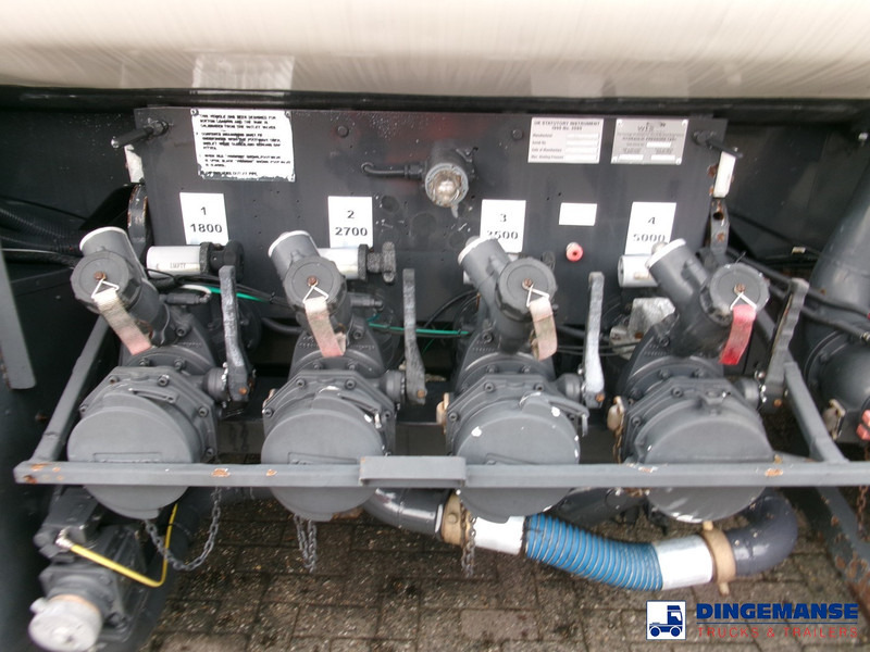 Камион цистерна Volvo FL 240 4x2 RHD fuel tank 13 m3 / 4 comp: снимка 9