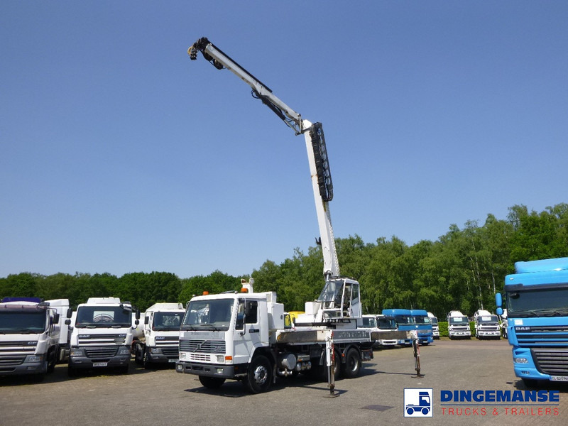 Volvo FL10 6x4 + Palfinger PK680TK - Камион с кран: снимка 5 Volvo FL10 6x4 + Palfinger PK680TK - Камион с кран: снимка 5