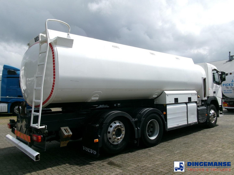 Volvo FM 380 6X2 fuel tank 20.6 m3 / 4 comp - Камион цистерна: снимка 3 Volvo FM 380 6X2 fuel tank 20.6 m3 / 4 comp - Камион цистерна: снимка 3