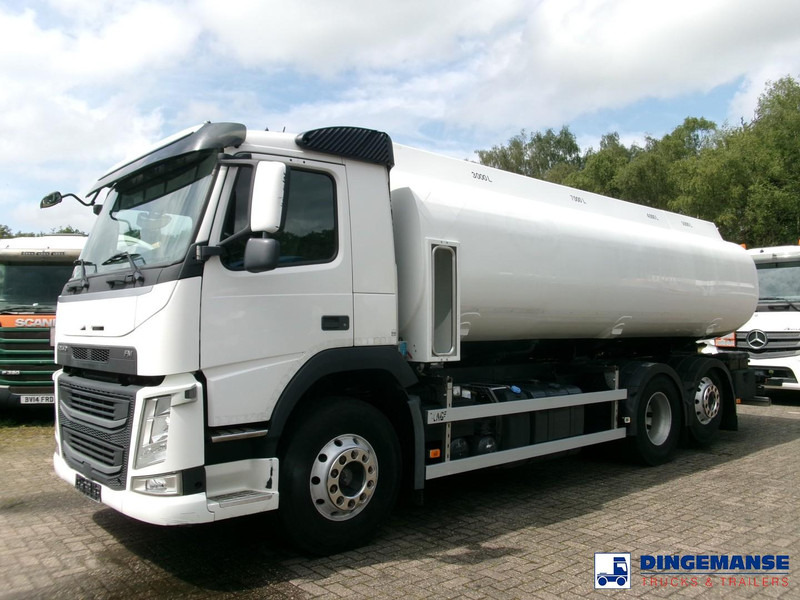 Volvo FM 380 6X2 fuel tank 20.6 m3 / 4 comp - Камион цистерна: снимка 1 Volvo FM 380 6X2 fuel tank 20.6 m3 / 4 comp - Камион цистерна: снимка 1