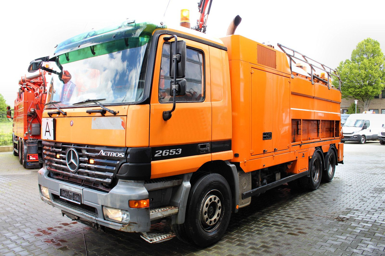 Mercedes-Benz Actros 2653 6x4 V8 Müller 16m³ Saug u.Spül-Kombi - Каналопочистваща машина: снимка 2 Mercedes-Benz Actros 2653 6x4 V8 Müller 16m³ Saug u.Spül-Kombi - Каналопочистваща машина: снимка 2